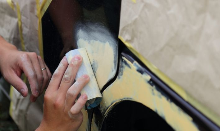 アイエスオートの板金塗装のイメージ画像